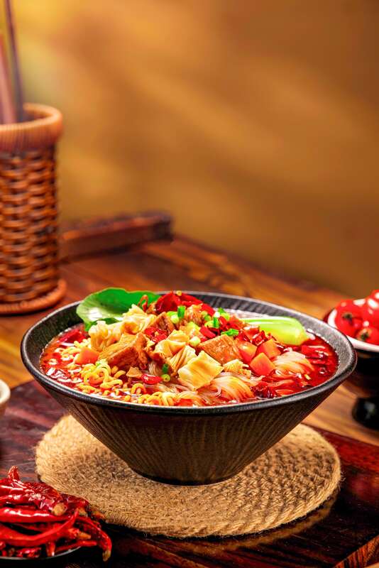 শেল্ফ জীবন 12 মাস চংকিং মালা স্বাদ উপাদান প্রক্রিয়াজাত খাদ্য এবং রন্ধনপ্রণালী সৃষ্টিতে স্বাদ অভিজ্ঞতা উন্নত